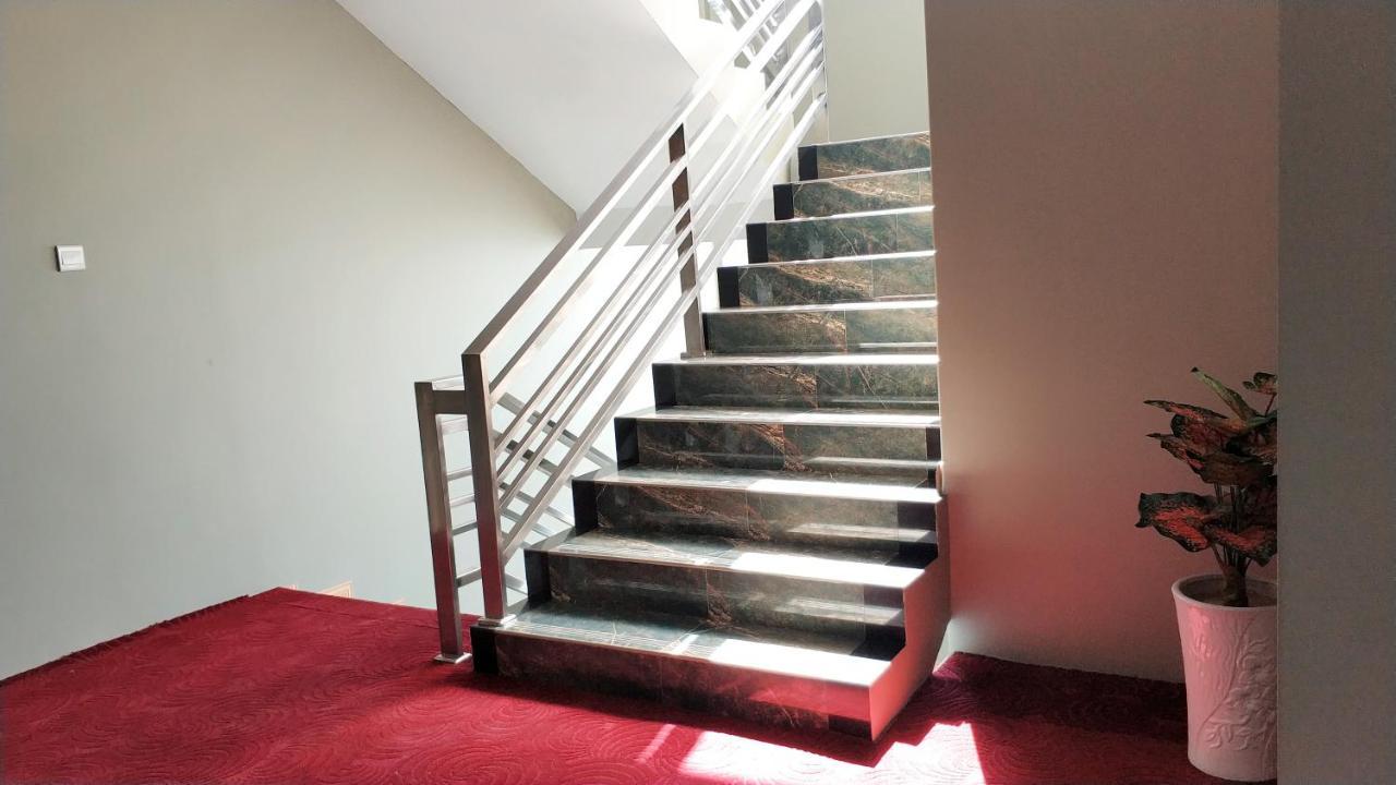 לויקו Kayah Land Hotel מראה חיצוני תמונה
